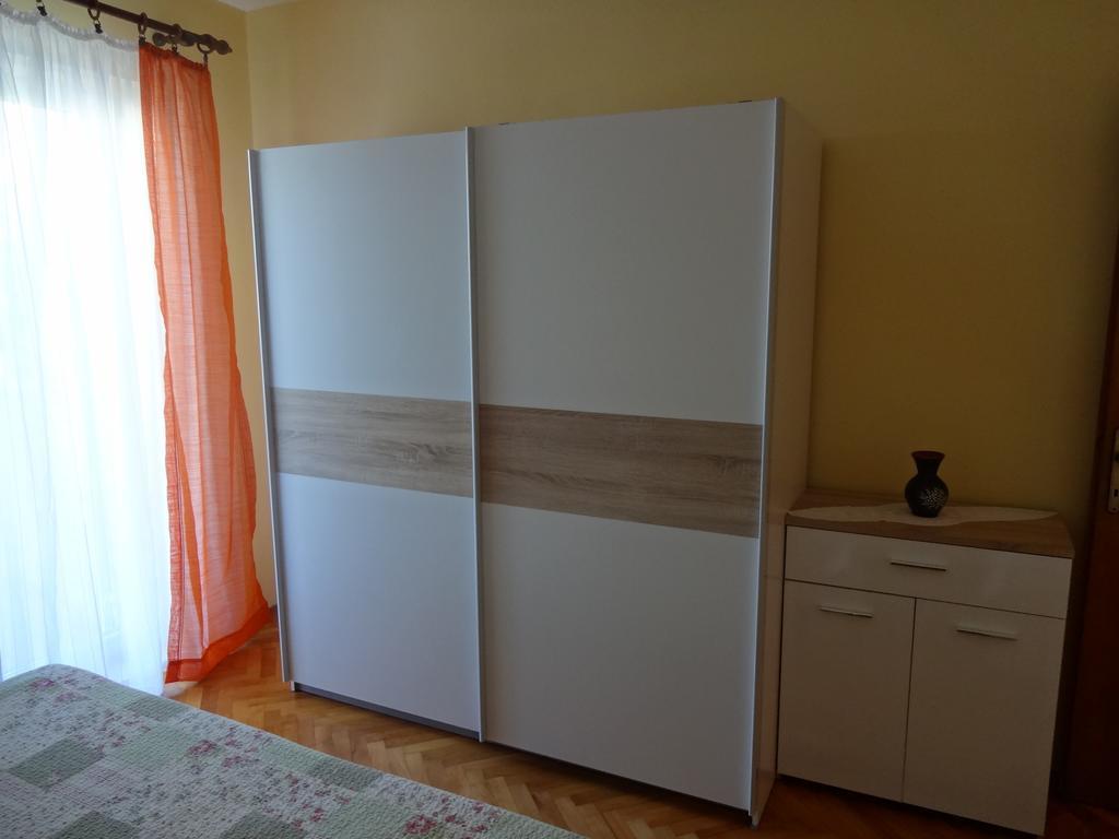 Apartments Mara Мали-Лошинь Номер фото